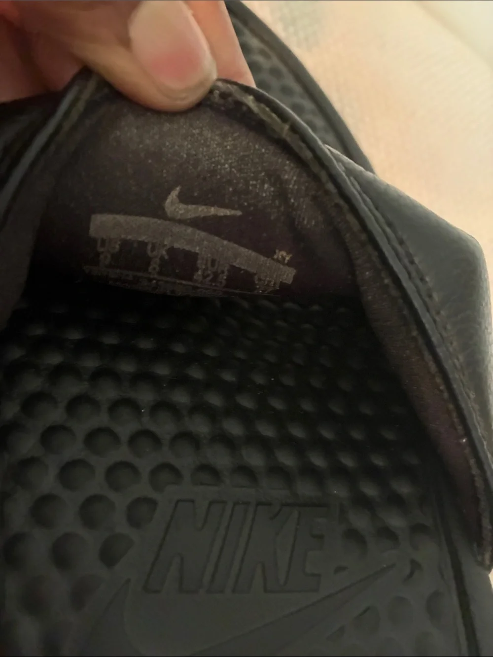 Nike Black Benassi Slide Sandals with White Logo Swoosh style:343880-090